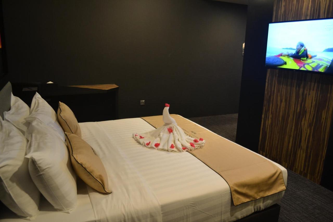 Artworks Hotel Ipoh Exterior photo